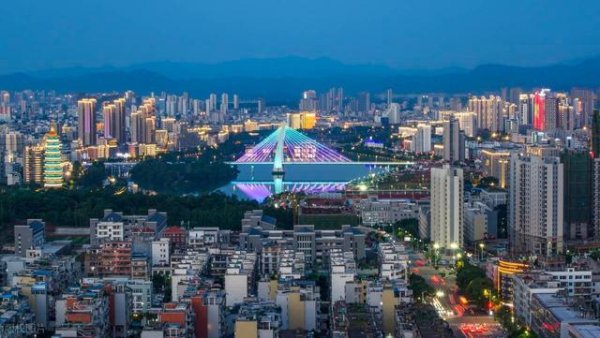 江西省未来吃香的城市，不是九江、上饶，而是这座低调的城市