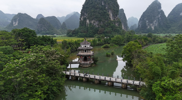 开局之年看中国丨靖西出圈！一半锦绣匠心，一半山水温柔