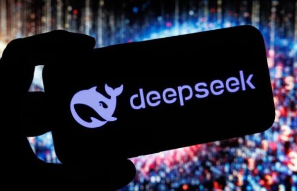 估值500亿美元，DeepSeek对投资人提出不许挖人不许投资员工创业