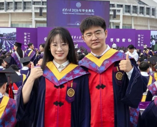 清华学霸夫妻毕业携手献身国防事业 青春与梦想同行