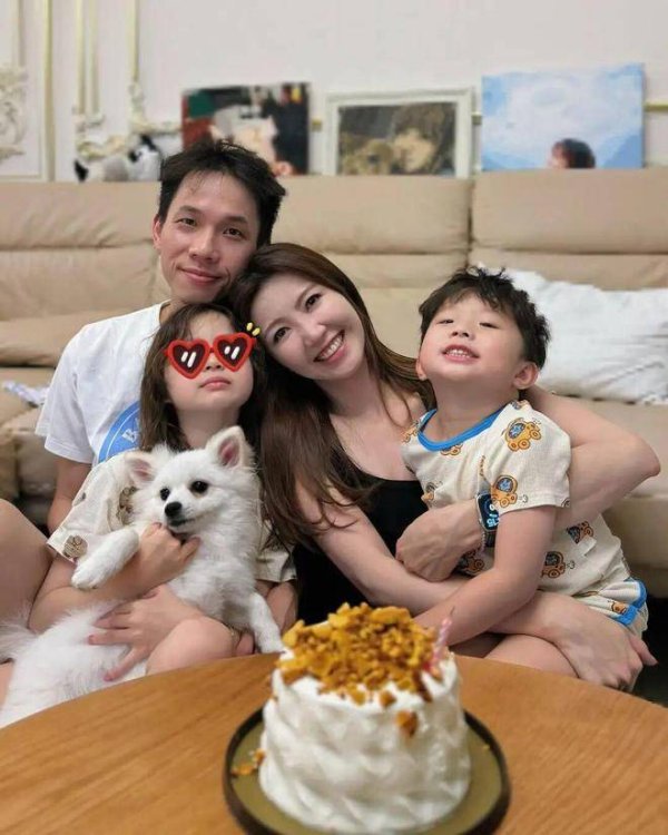 32岁TVB女星吴若希晒房产证宣布做业主